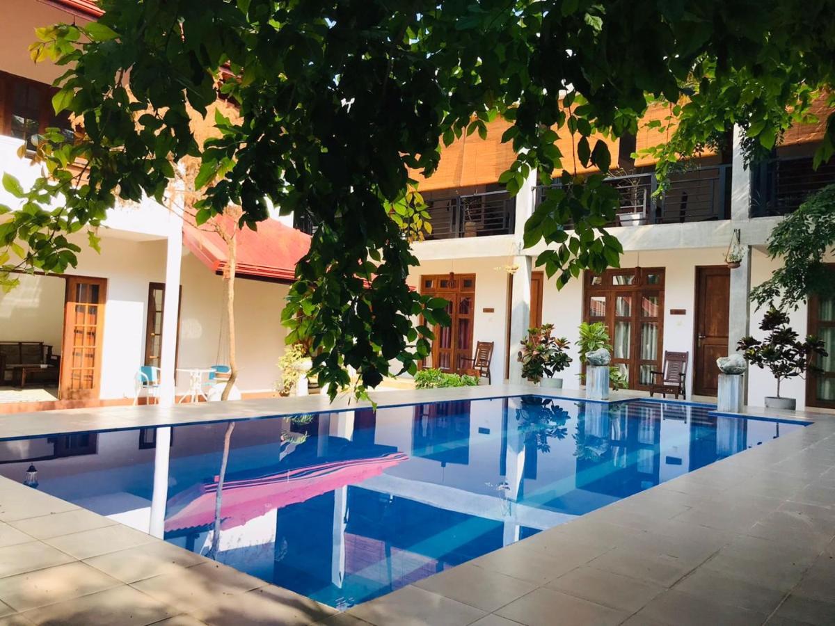 Kingcity Resort Anuradhapura Exterior photo