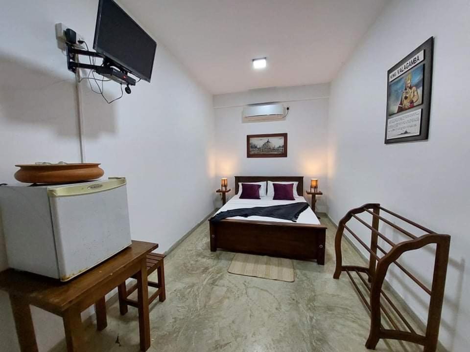 Kingcity Resort Anuradhapura Exterior photo