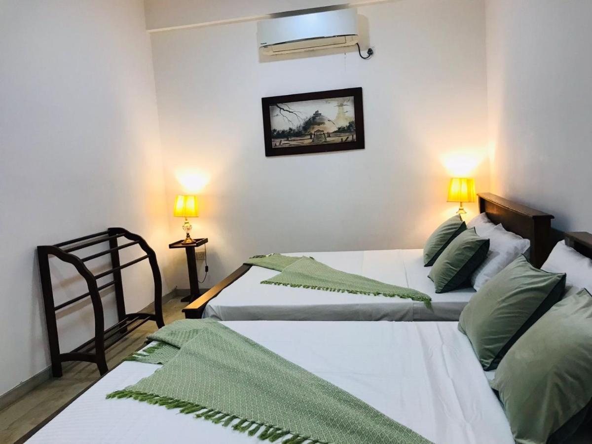 Kingcity Resort Anuradhapura Exterior photo